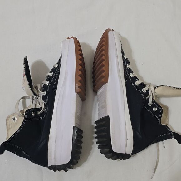 Converse Run Star Hike Hi Women's Size 12.5 Mens 11 Black White Gum Sneakers - Picture 8 of 10